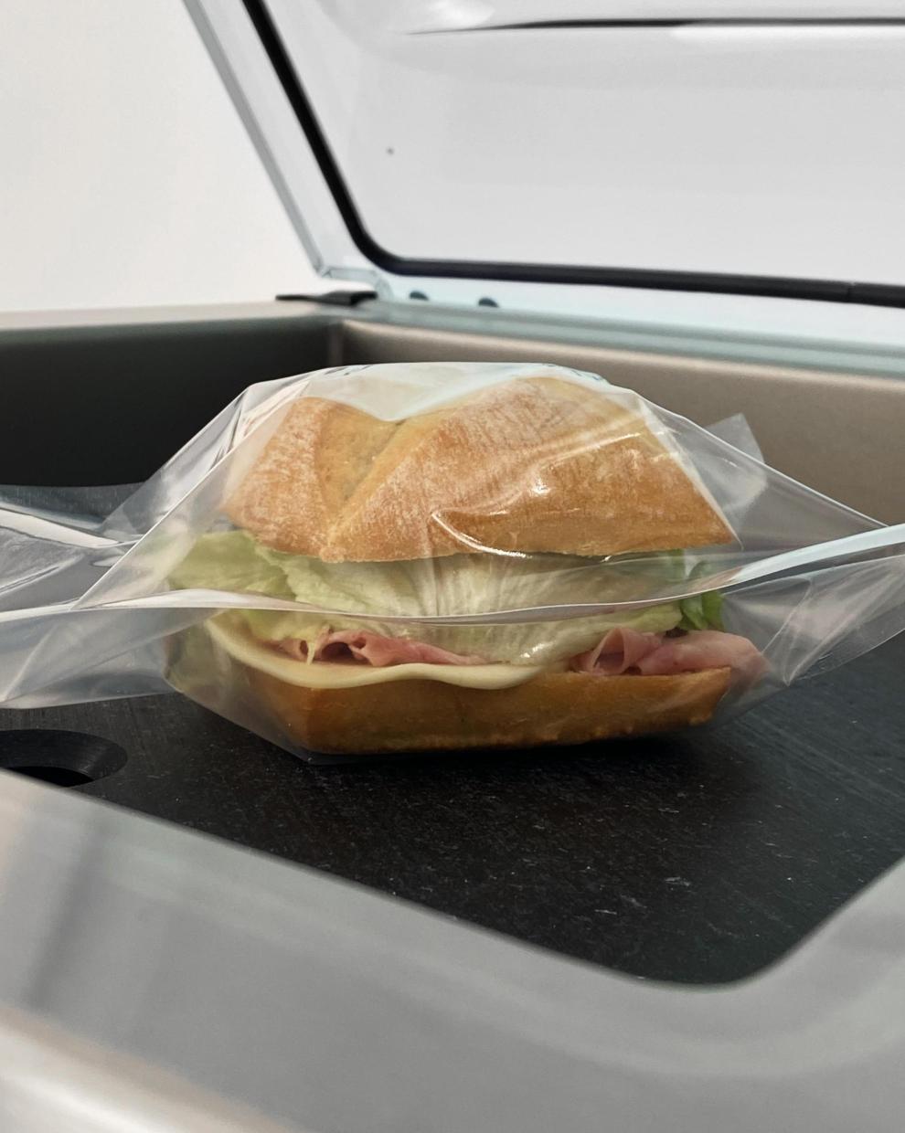 Vacuum packaging
